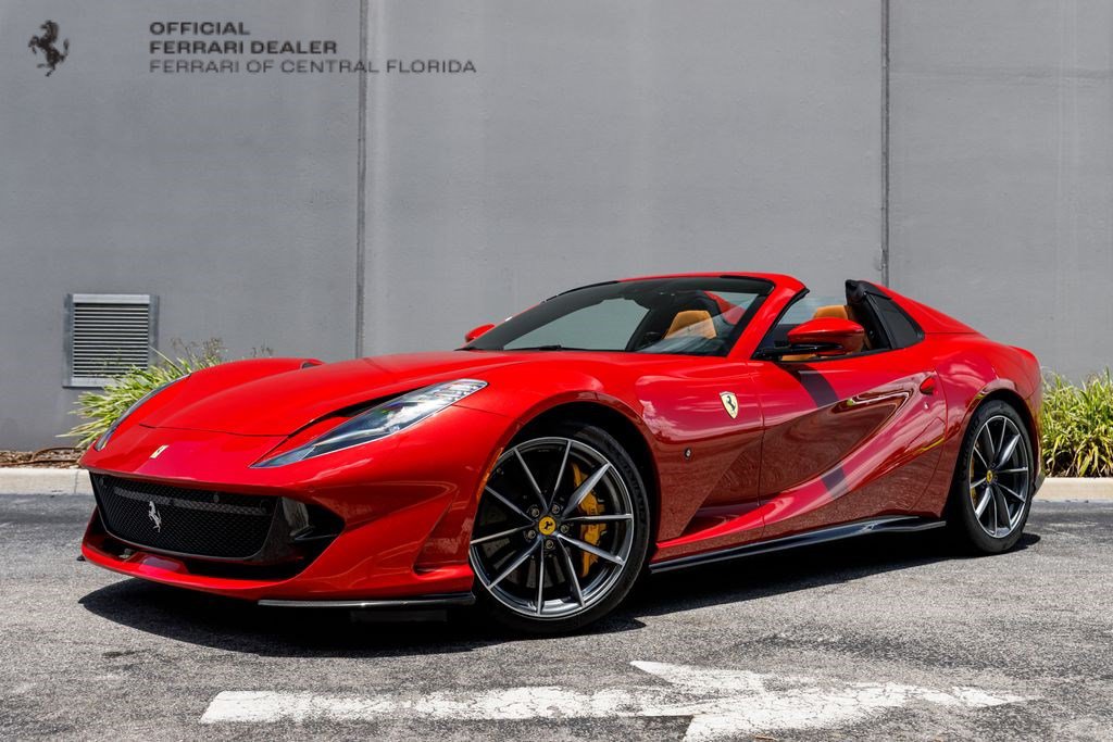 Used 2023 Ferrari 812 GTS RWD image 1