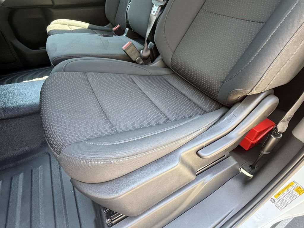 Used 2025 Chevrolet Silverado 1500 W/T RWD image 8