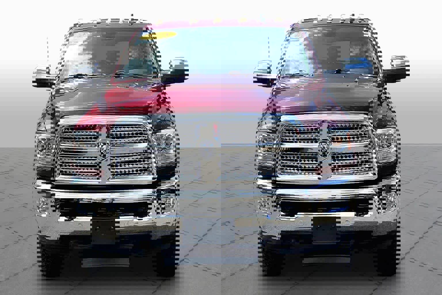 Used 2018 RAM 2500 Laramie image 4