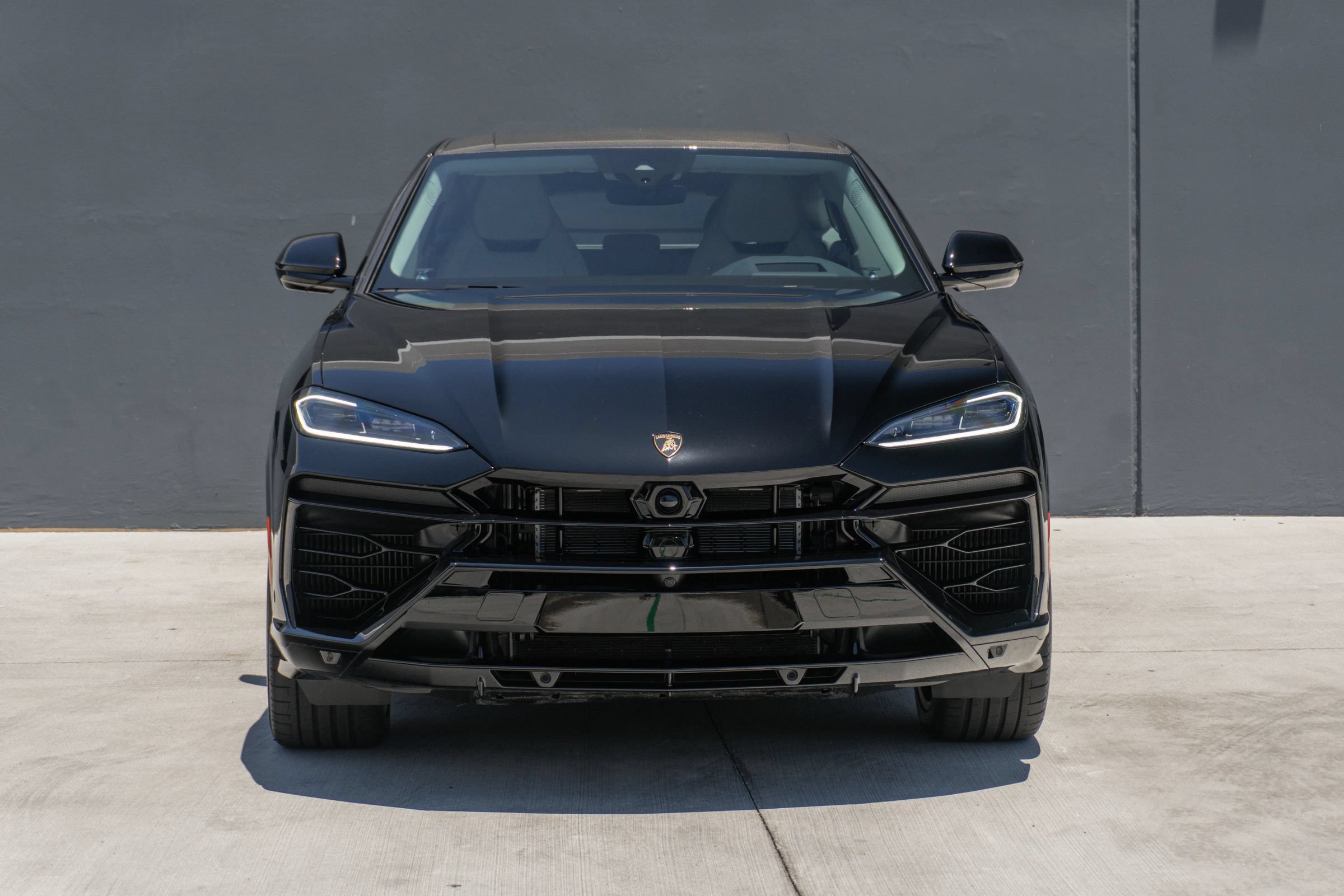 Used 2026 Lamborghini Urus SE AWD/4WD image 4