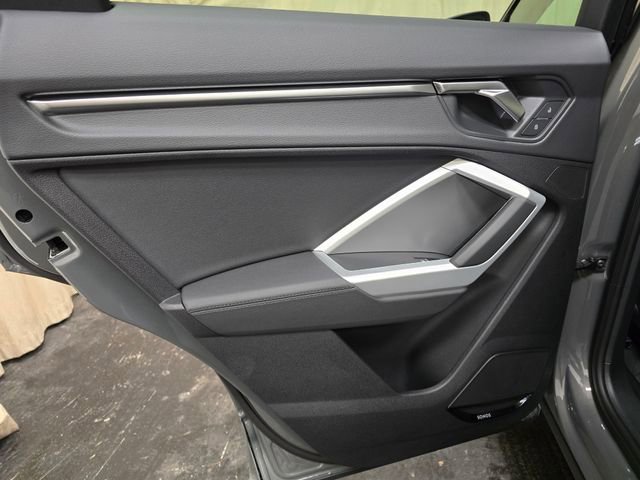 New 2025 Audi Q3 2.0T Premium w/ Convenience Plus Package image 29
