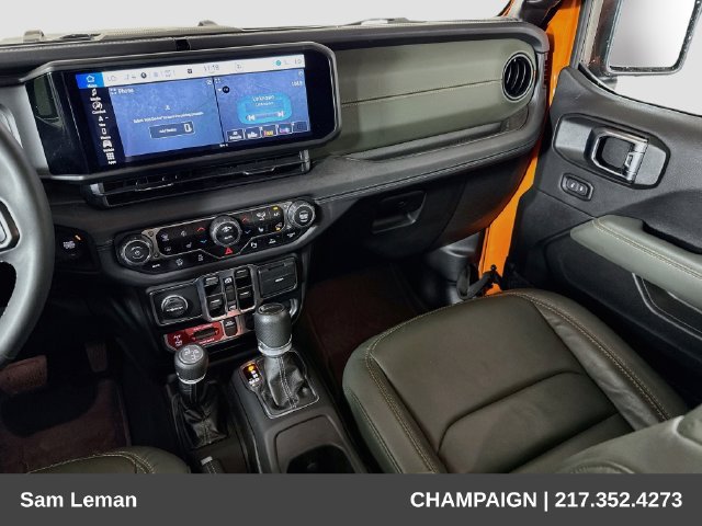 Used 2025 Jeep Gladiator Mojave AWD/4WD image 22