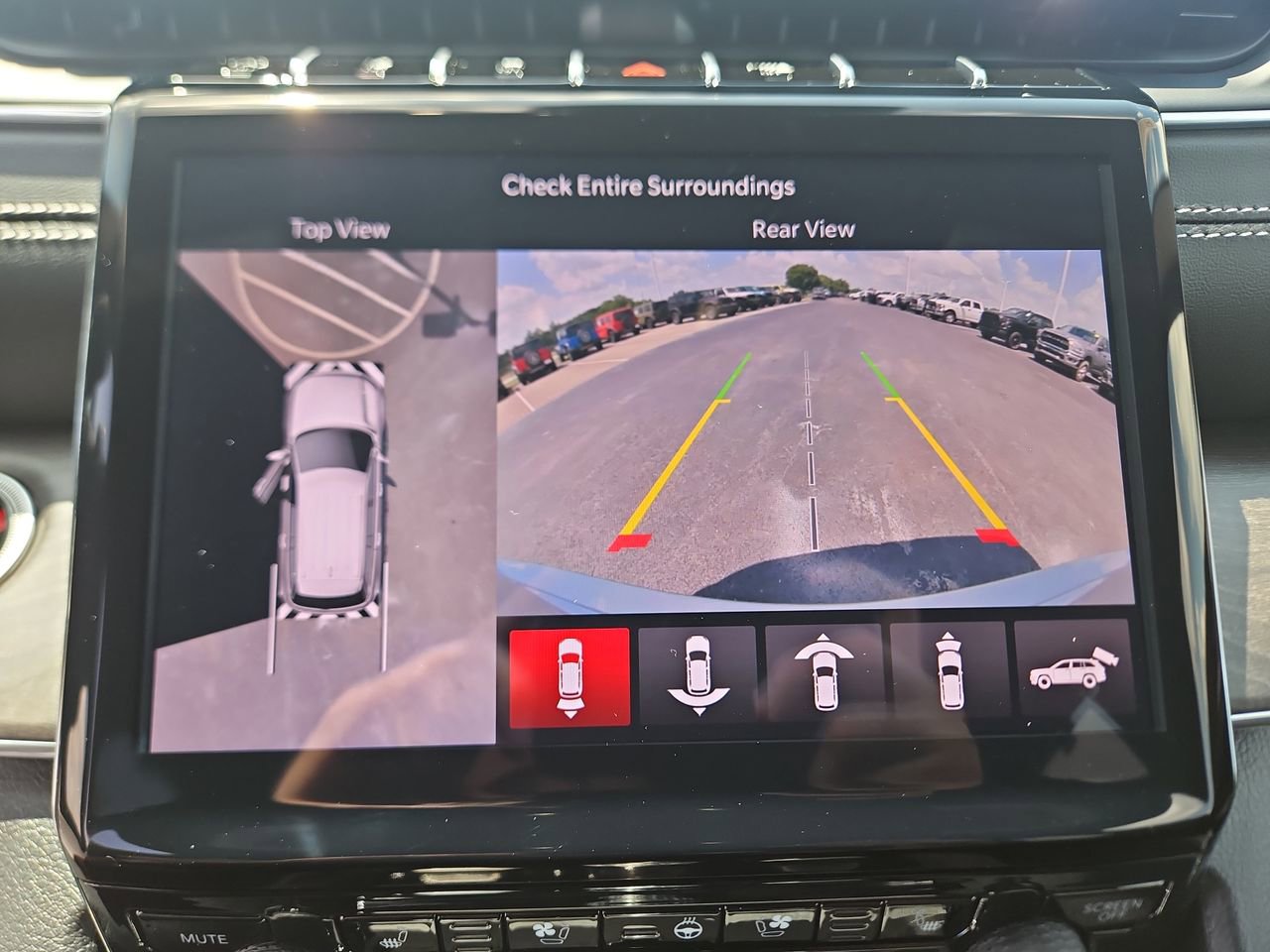 New 2025 Jeep Grand Cherokee Overland w/ Adv Protech Group III image 26