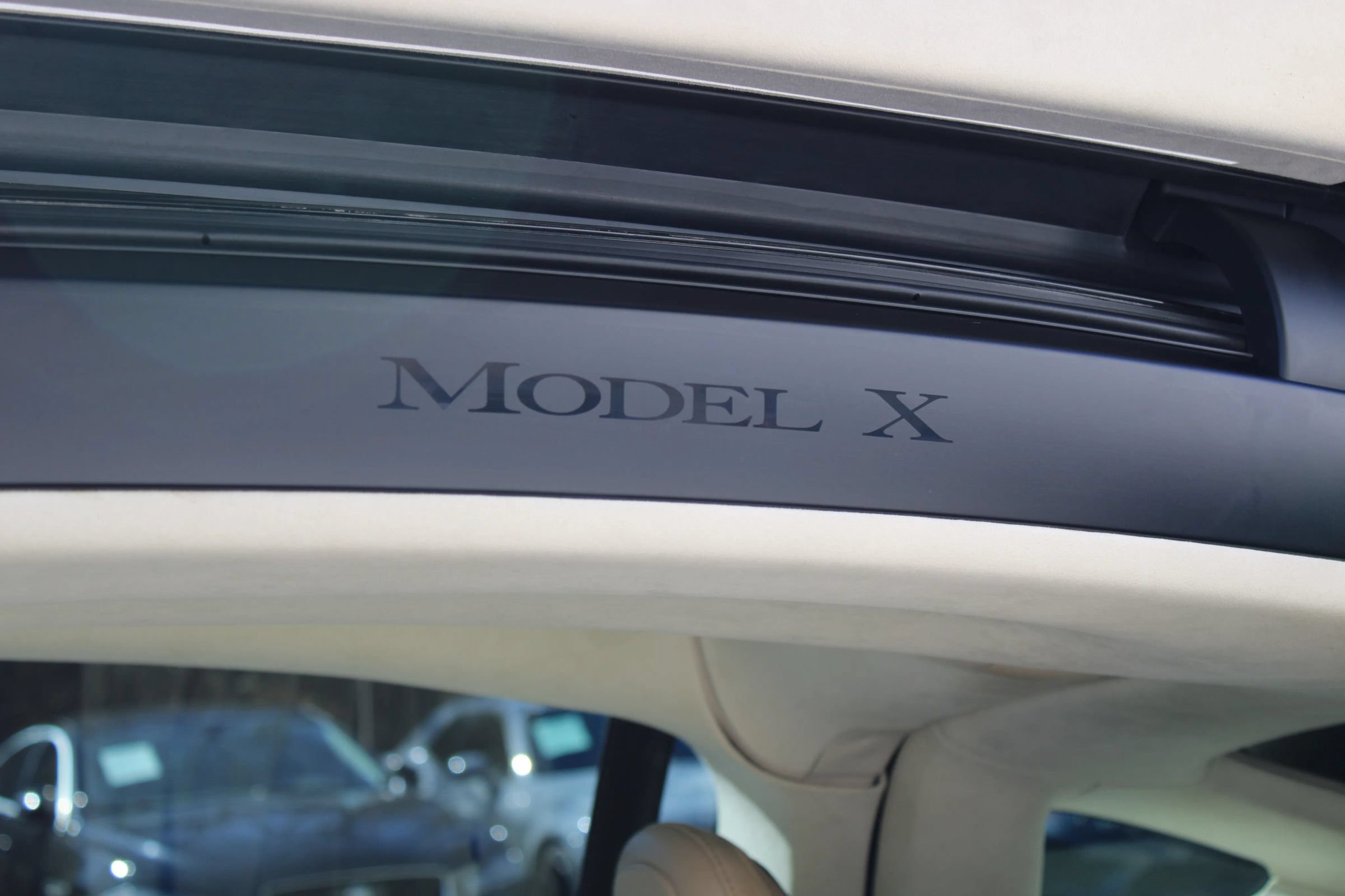 Used 2017 Tesla Model X 75D AWD/4WD image 38