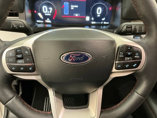 Used 2025 Ford Explorer Active w/ Active Comfort Package image 29