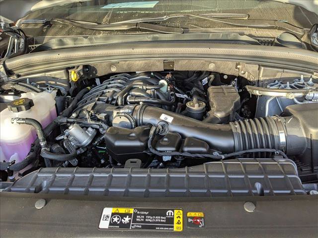 New 2025 Jeep Grand Cherokee L Altitude image 16