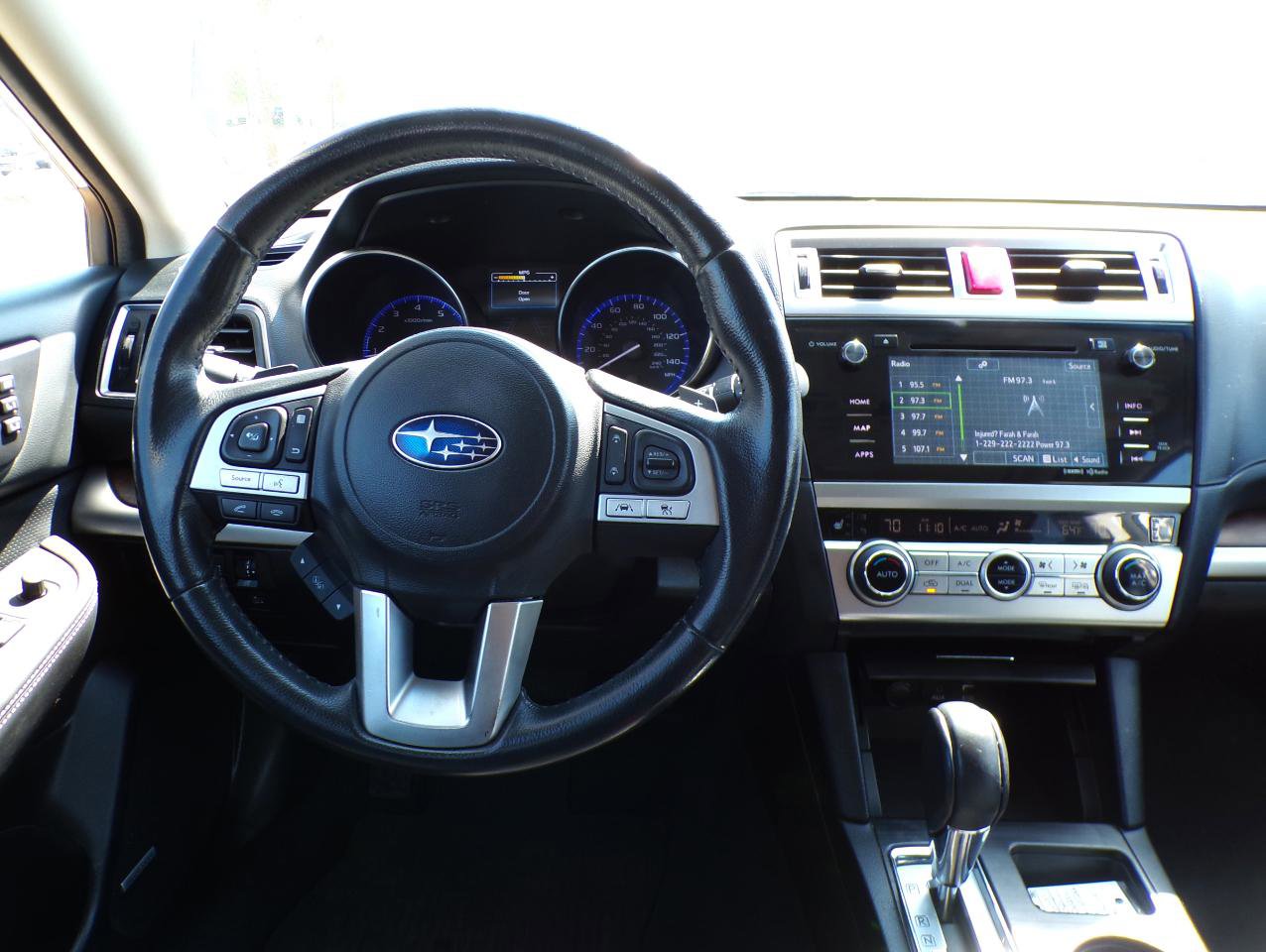 Used 2017 Subaru Outback 2.5i Limited image 13