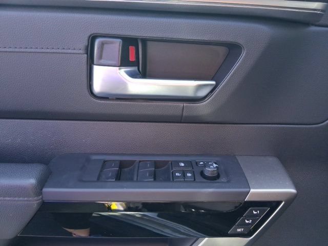 Used 2024 Toyota Sequoia Limited w/ Tow Technology Package AWD/4WD image 16