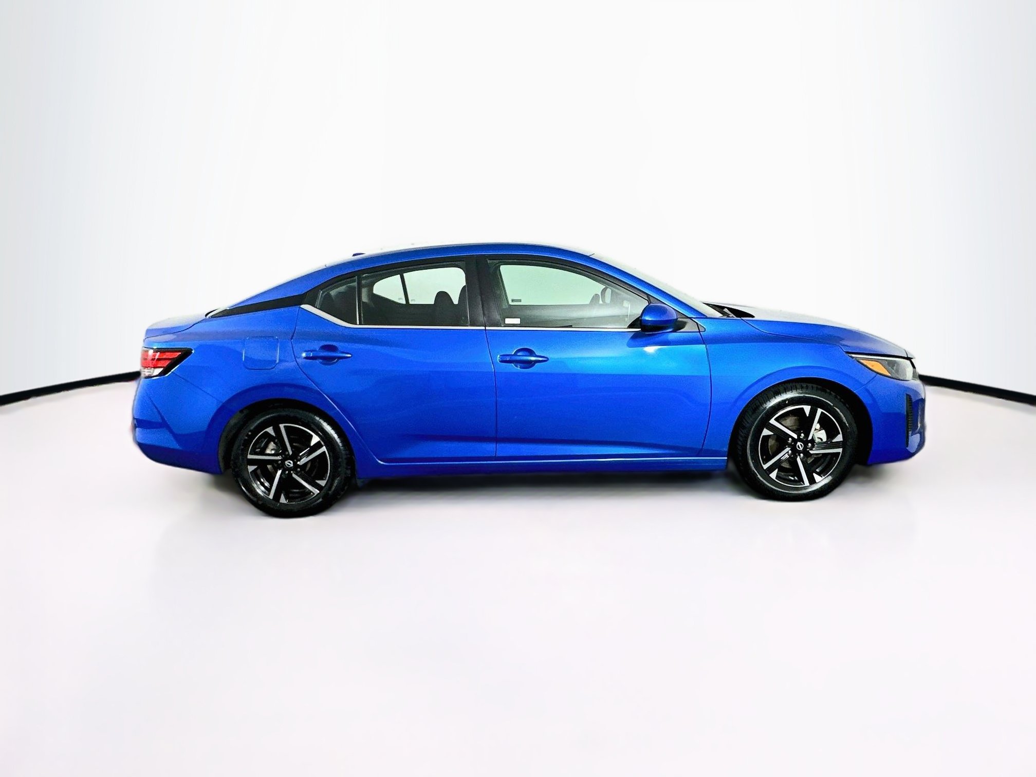Used 2024 Nissan Sentra SV FWD image 10