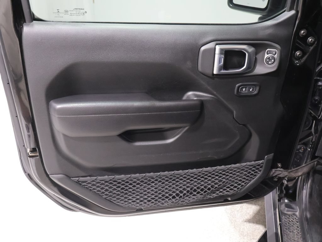 Used 2021 Jeep Gladiator Sport AWD/4WD image 14