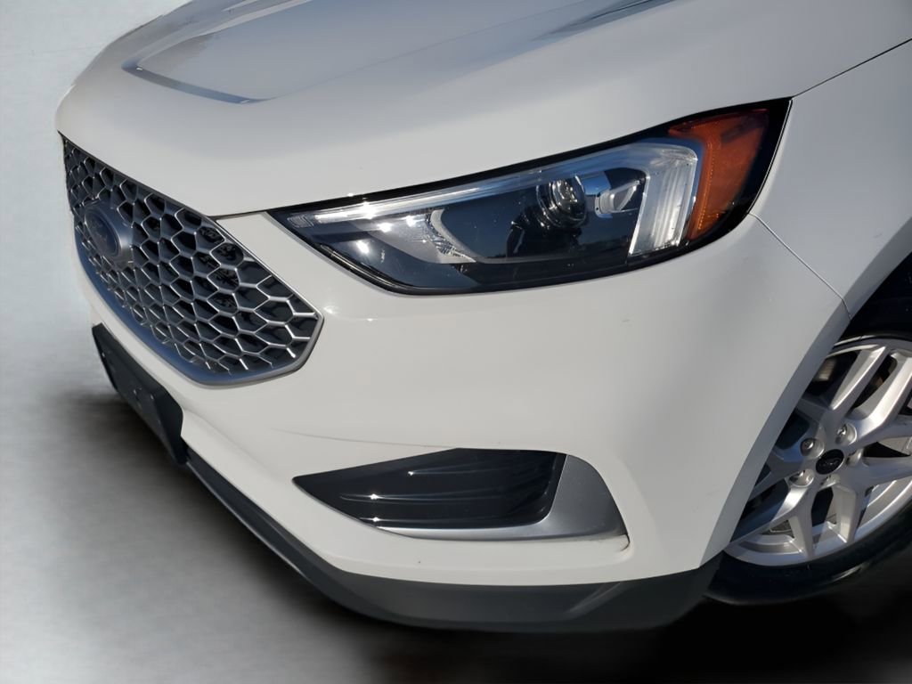 Used 2024 Ford Edge SEL image 16