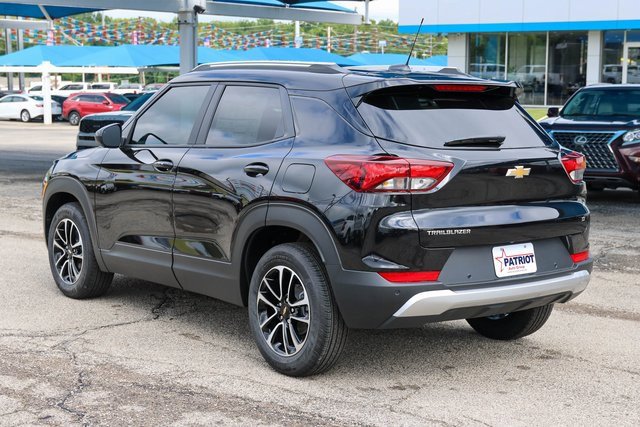 New 2026 Chevrolet TrailBlazer LT w/ Convenience Package image 3