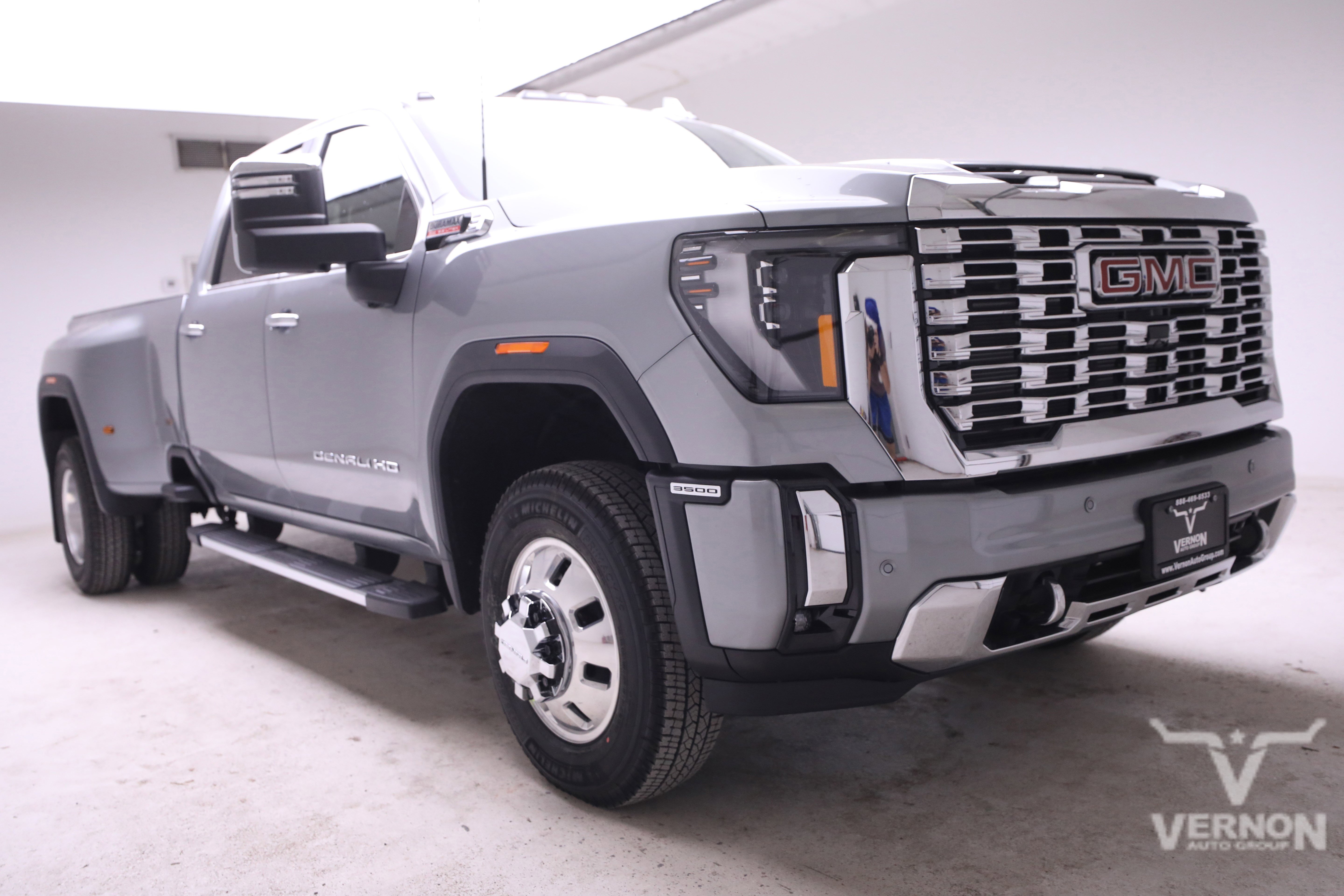 New 2026 GMC Sierra 3500 Denali w/ Technology Package image 7