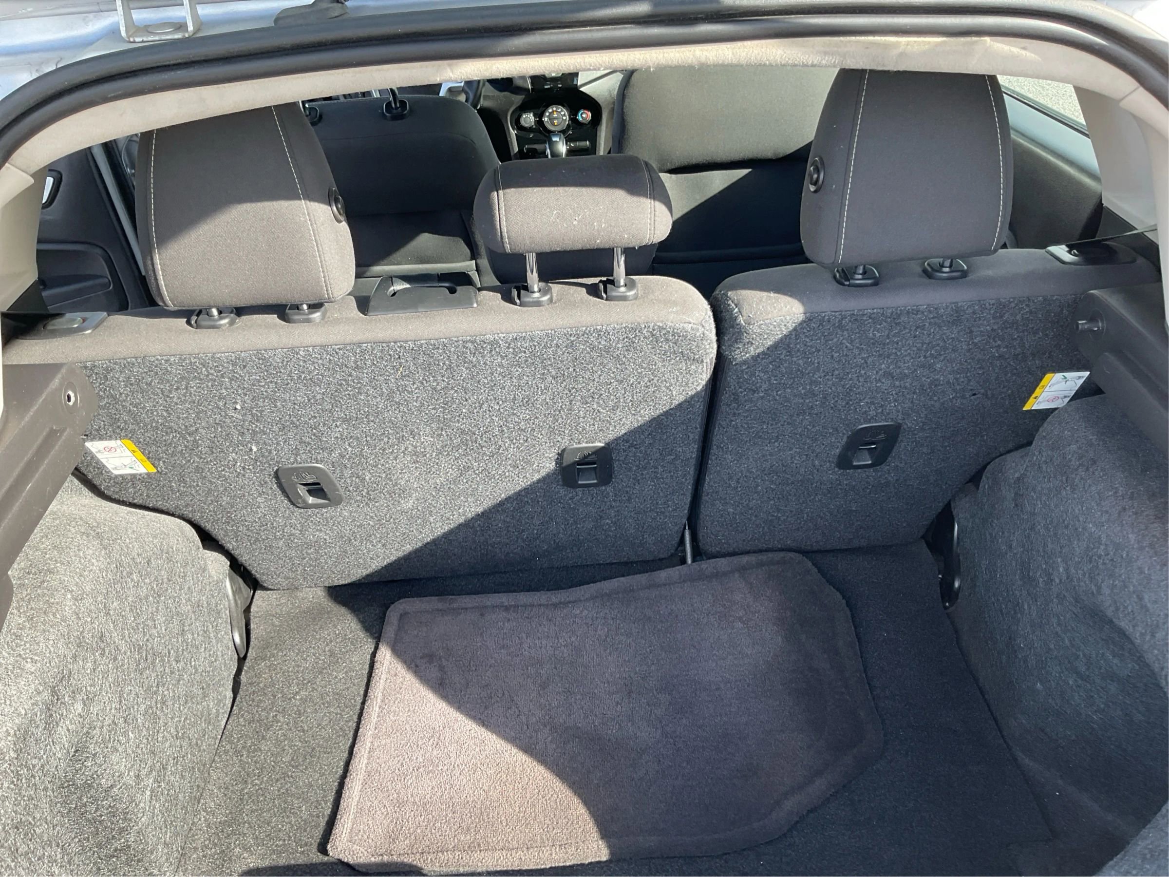 Used 2016 Ford Fiesta SE w/ Equipment Group 201A image 12