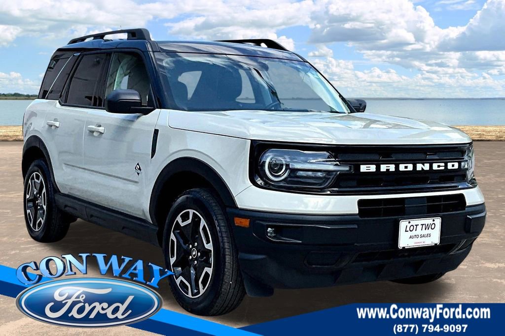 Used 2024 Ford Bronco Sport Outer Banks w/ Tech Package image 1