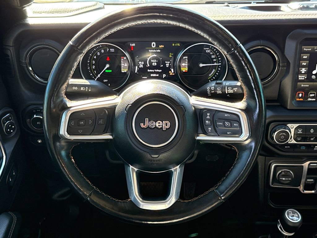 Used 2021 Jeep Wrangler Unlimited Sahara image 15