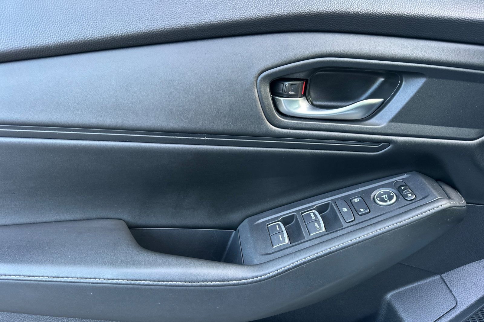 Used 2023 Honda Accord Sport image 10