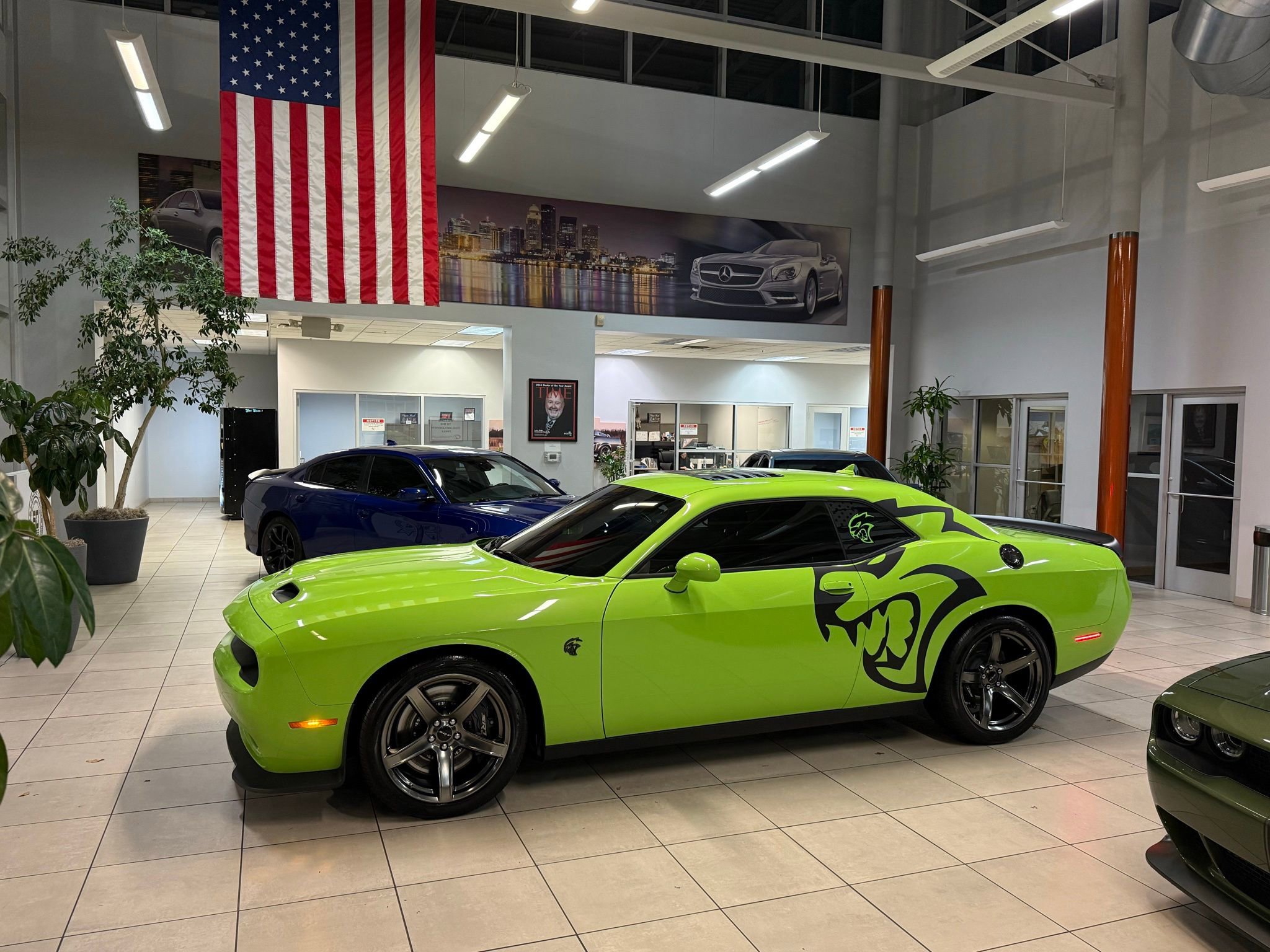 Used 2023 Dodge Challenger SRT Hellcat image 5