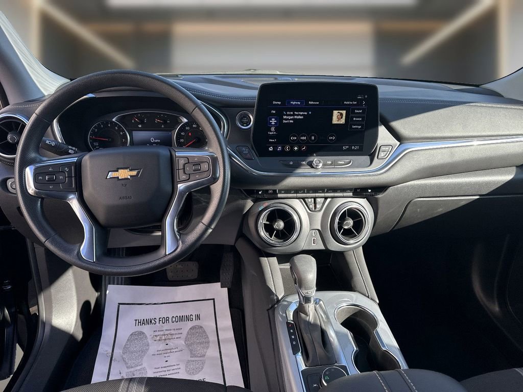 Used 2024 Chevrolet Blazer LT w/ Midnight/Sport Edition image 10