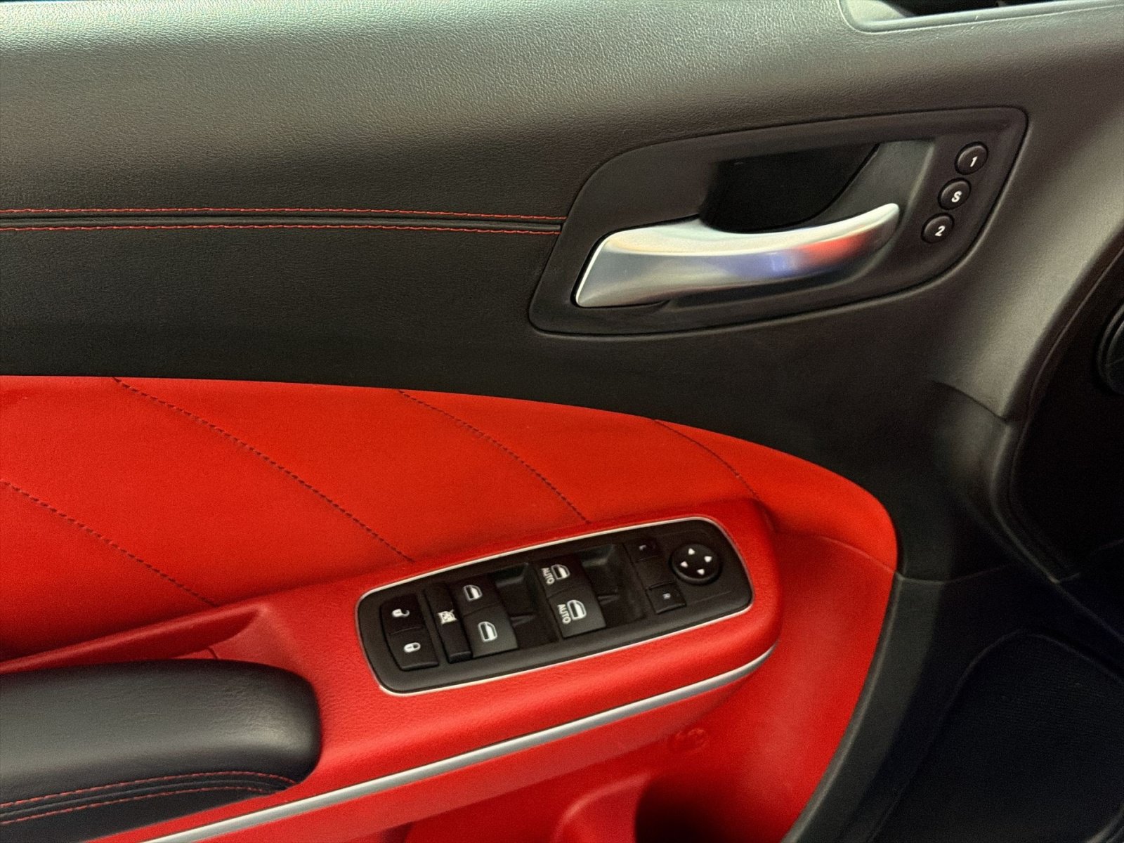 Used 2022 Dodge Charger Scat Pack RWD image 15