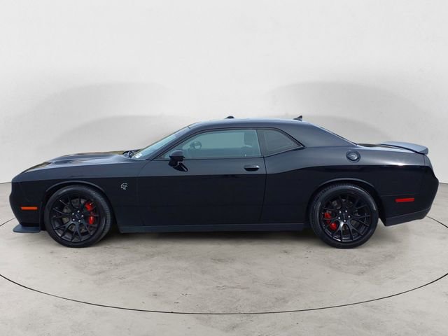 Used 2016 Dodge Challenger SRT Hellcat RWD image 2