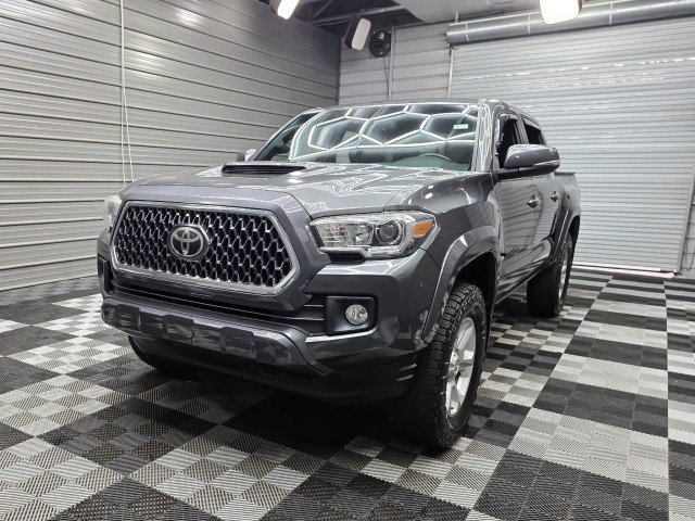 Used 2019 Toyota Tacoma TRD Sport w/ Technology Package AWD/4WD image 44