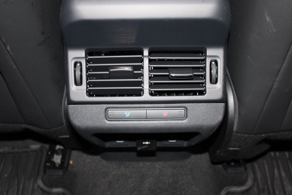 Certified 2026 Land Rover Range Rover Evoque Dynamic SE image 30