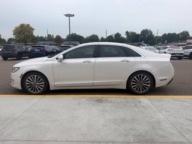 Used 2017 Lincoln MKZ Select w/ Climate Package FWD image 11