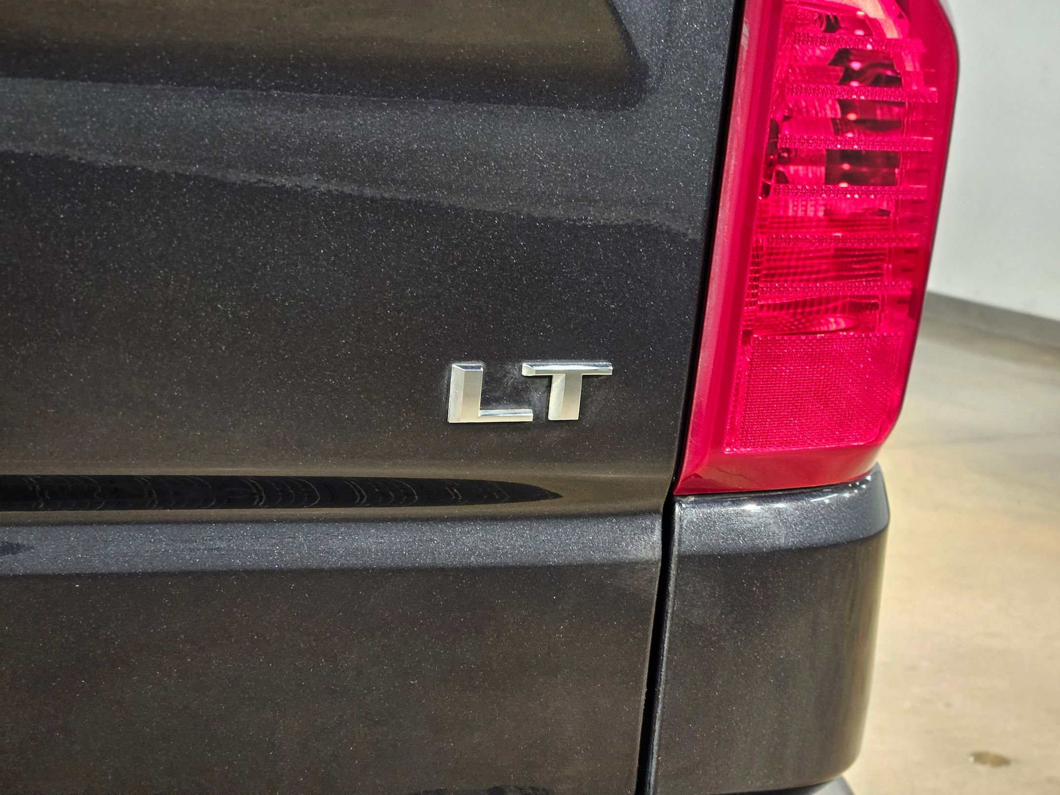 Used 2023 Chevrolet Silverado 1500 LT image 35