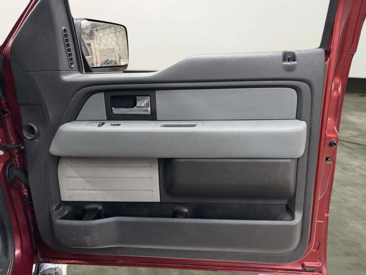 Used 2013 Ford F150 XLT w/ Luxury Equipment Group AWD/4WD image 19
