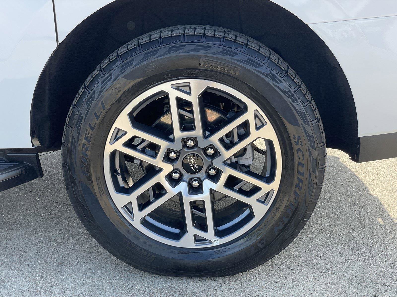 Used 2025 Ford Expedition Max Active AWD/4WD image 59