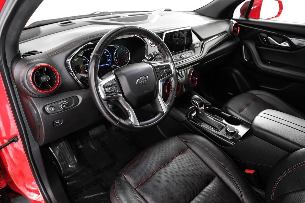Used 2020 Chevrolet Blazer RS FWD image 2