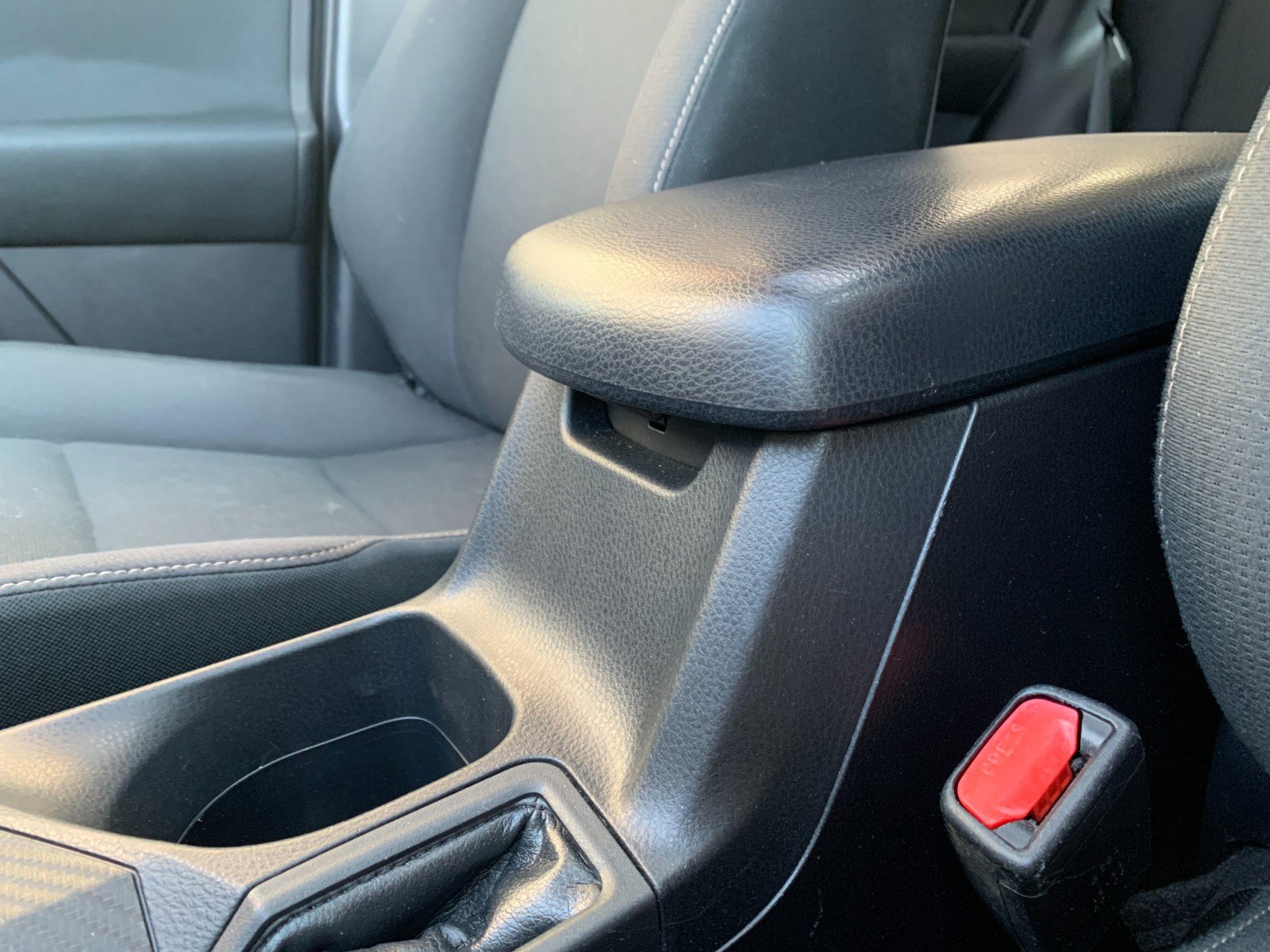 Used 2013 Toyota RAV4 XLE AWD/4WD image 20