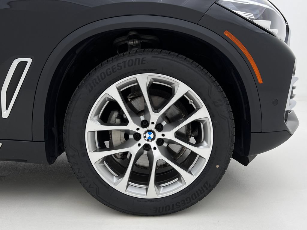 Used 2023 BMW X5 xDrive40i w/ Premium Package AWD/4WD image 30