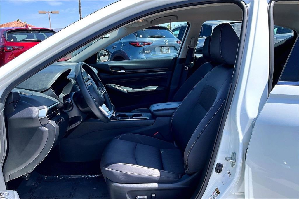 Used 2019 Nissan Altima 2.5 S FWD image 14
