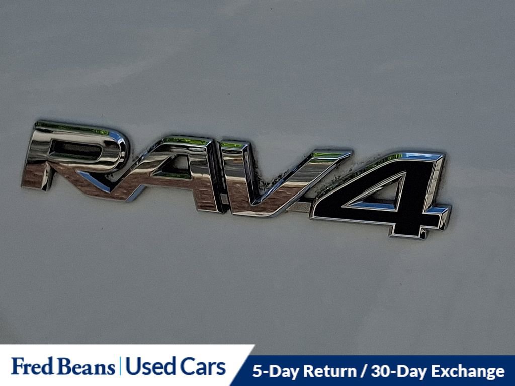 Used 2016 Toyota RAV4 XLE AWD/4WD image 33