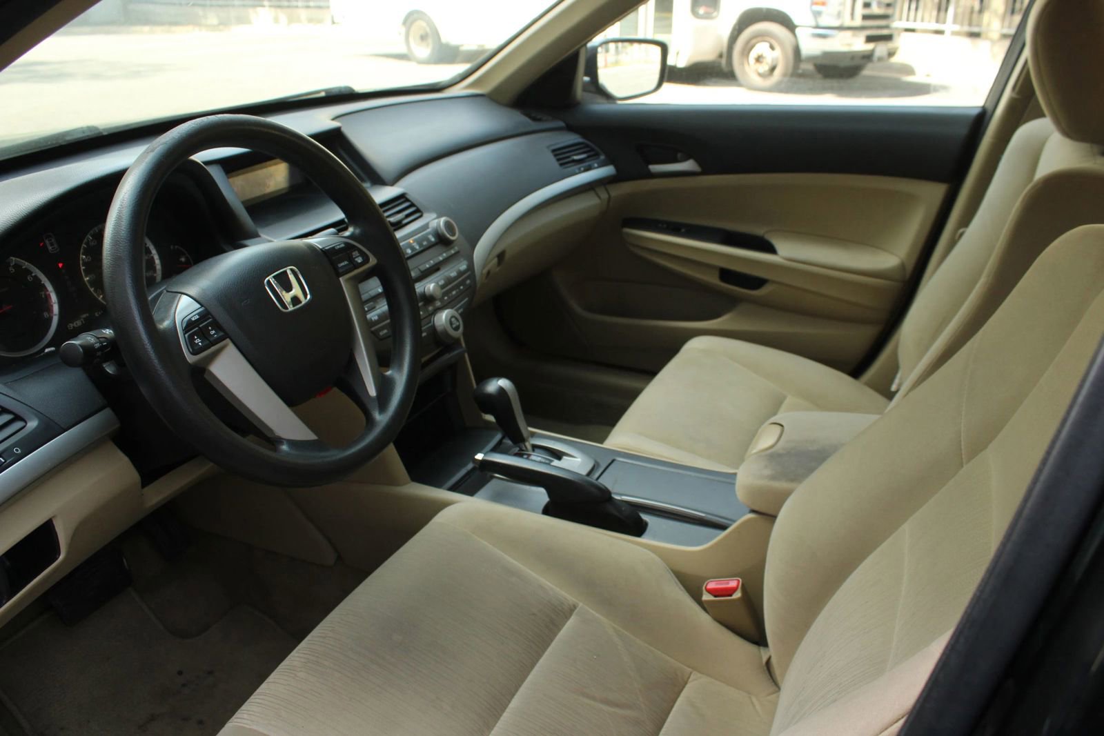 Used 2012 Honda Accord LX image 13