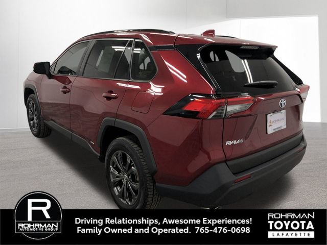 Used 2023 Toyota RAV4 XLE Premium image 4