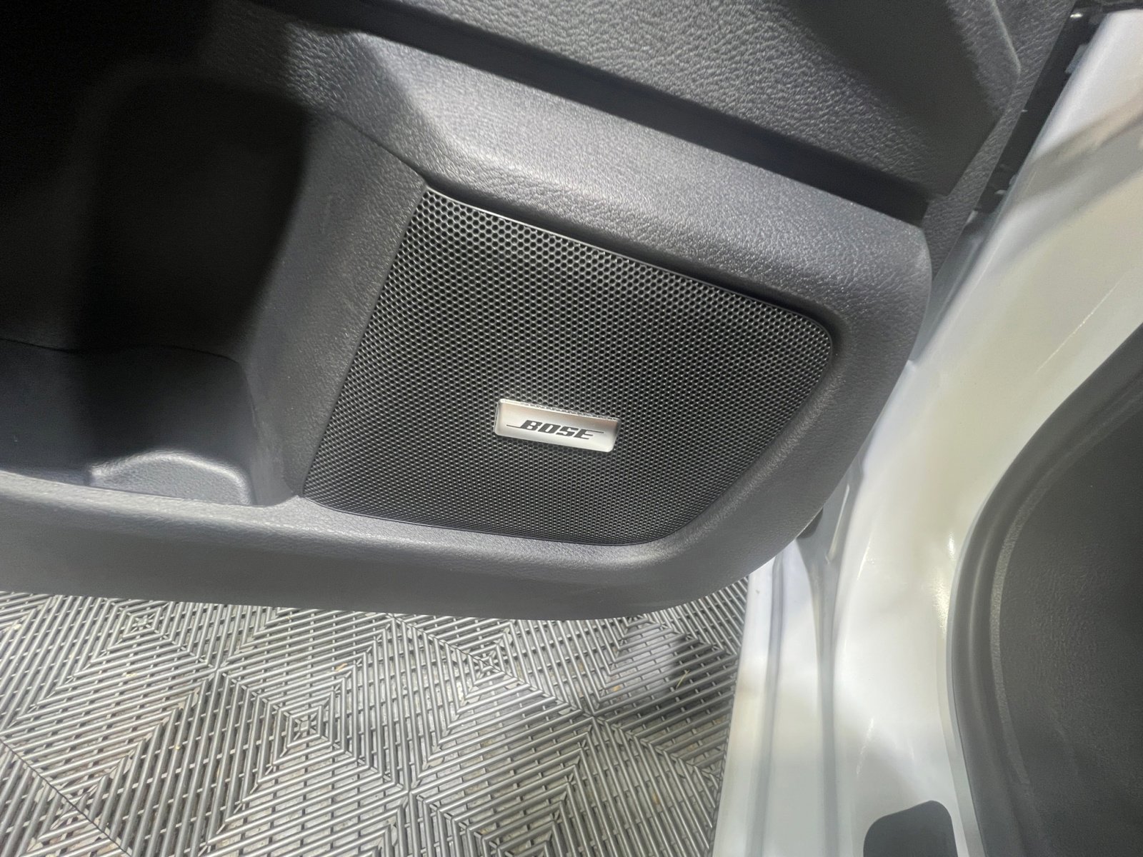 New 2025 Nissan Sentra SV w/ SV Premium Package image 27