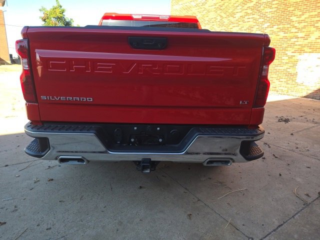 Certified 2023 Chevrolet Silverado 1500 LT w/ Z71 Off-Road Package image 6