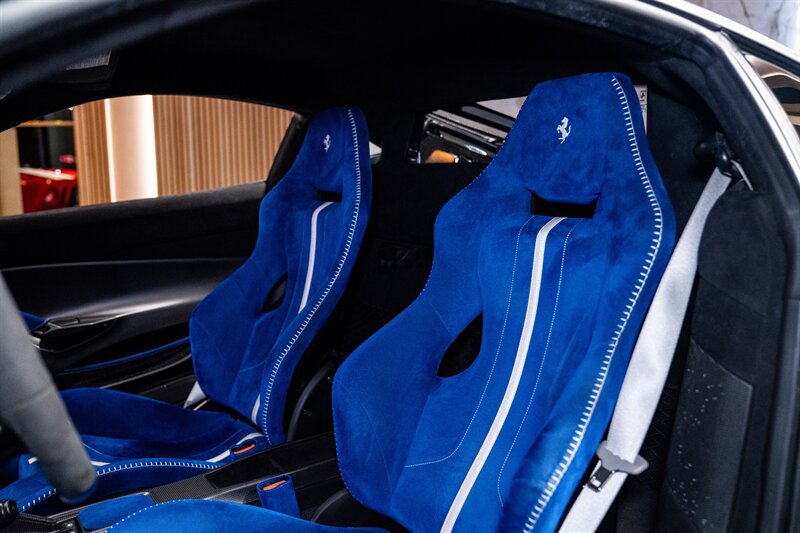 Used 2020 Ferrari 488 Pista Coupe RWD image 16