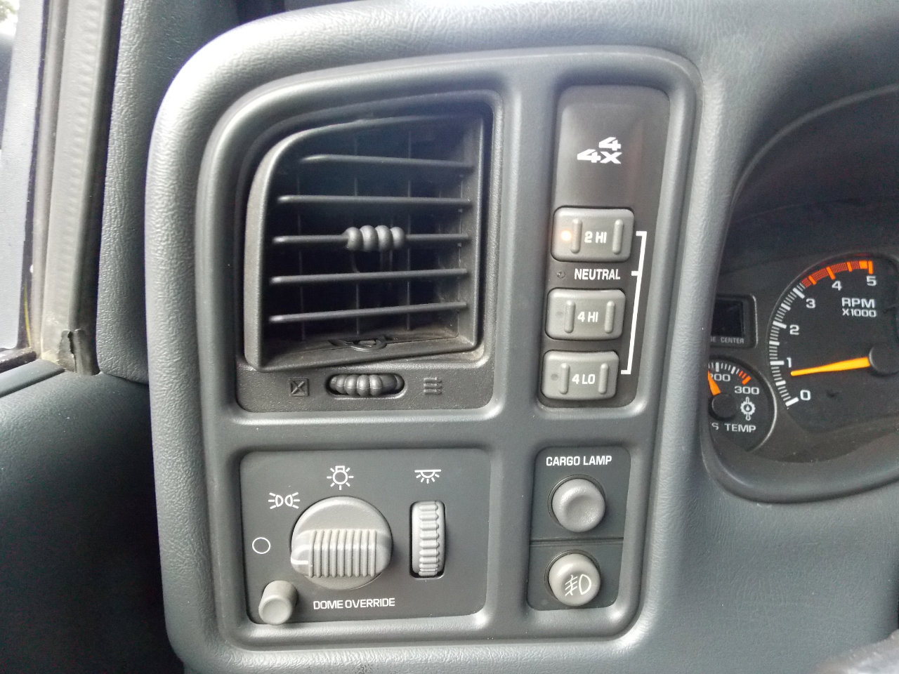 Used 2002 Chevrolet Silverado 3500 LT w/ Off-Road Skid Plate Pkg image 14
