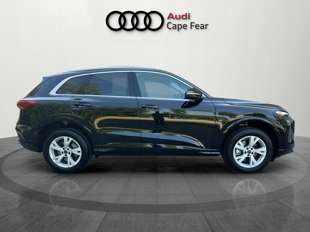 Certified 2025 Audi Q5 Premium AWD/4WD image 6