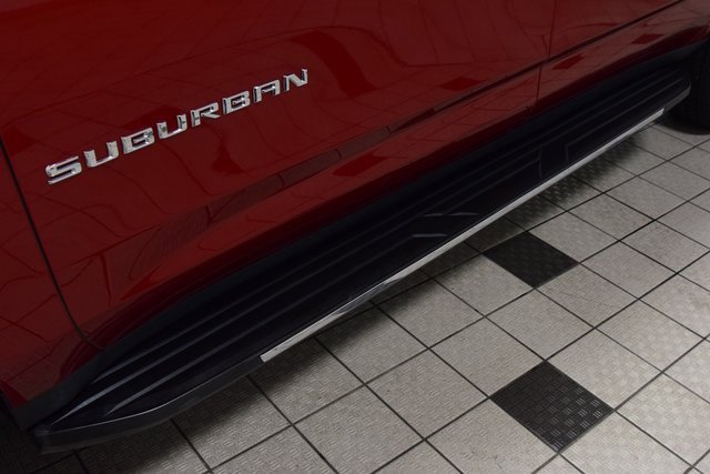 Used 2023 Chevrolet Suburban High Country image 28