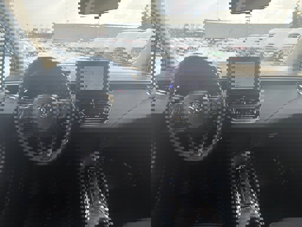 Used 2024 Toyota Corolla LE image 16
