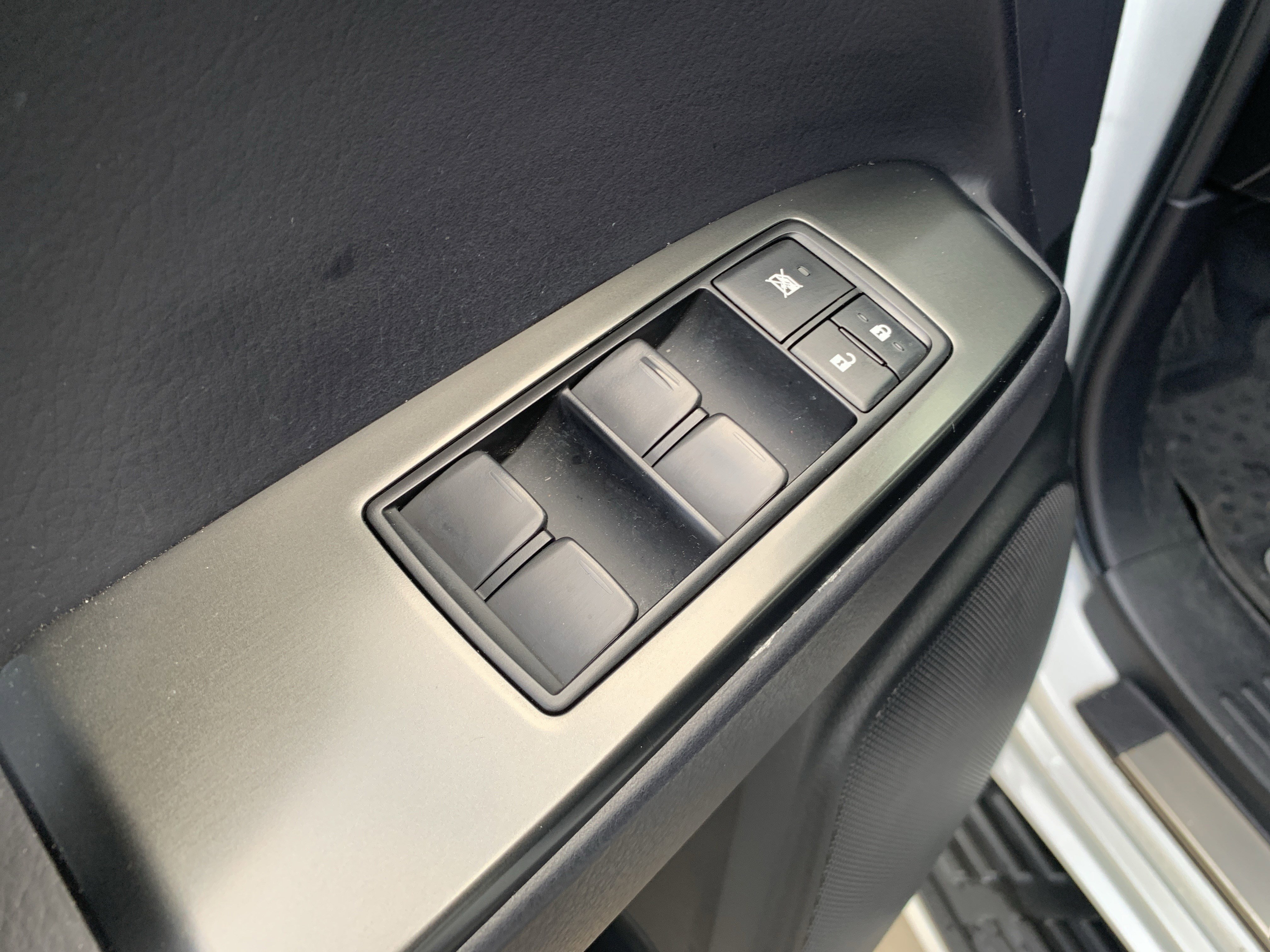 Used 2023 Lexus GX 460 Premium image 15