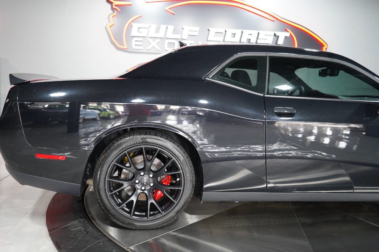Used 2015 Dodge Challenger SRT Hellcat image 59