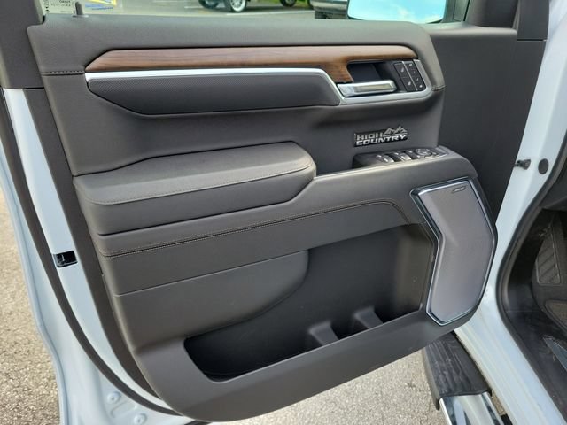 New 2026 Chevrolet Silverado 1500 High Country w/ Technology Package AWD/4WD image 20