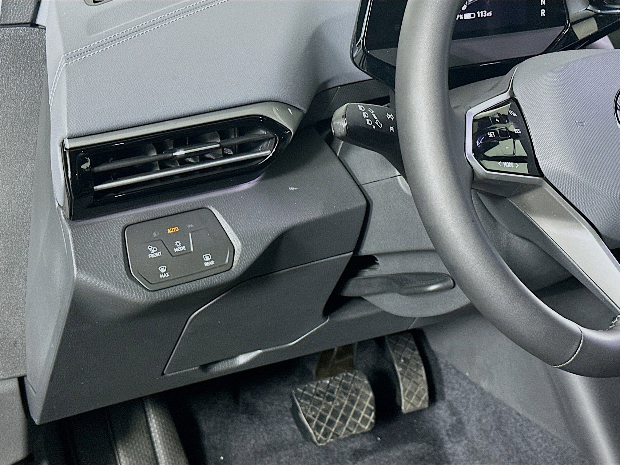 Used 2024 Volkswagen ID.4 S RWD image 16