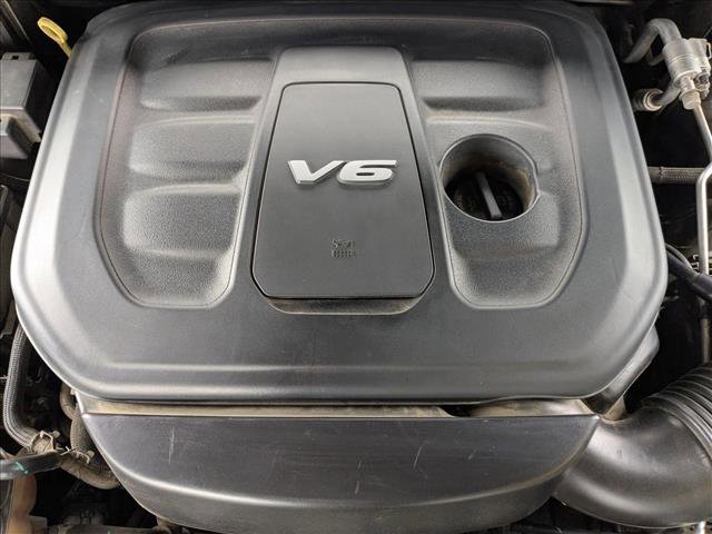 Used 2018 Jeep Grand Cherokee Limited image 24